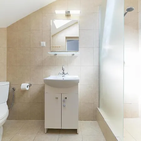 Zefirek Проживание в семье