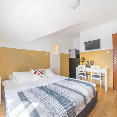 Zefirek Проживание в семье *