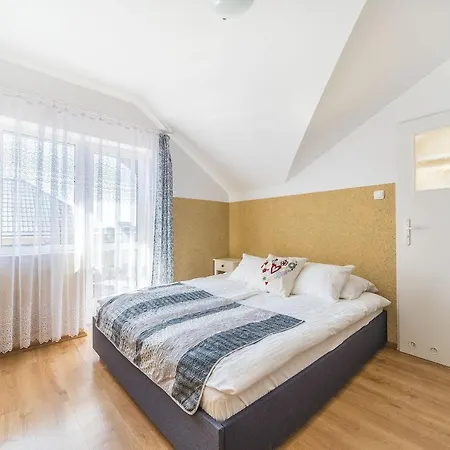 Zefirek Проживание в семье Владыславово